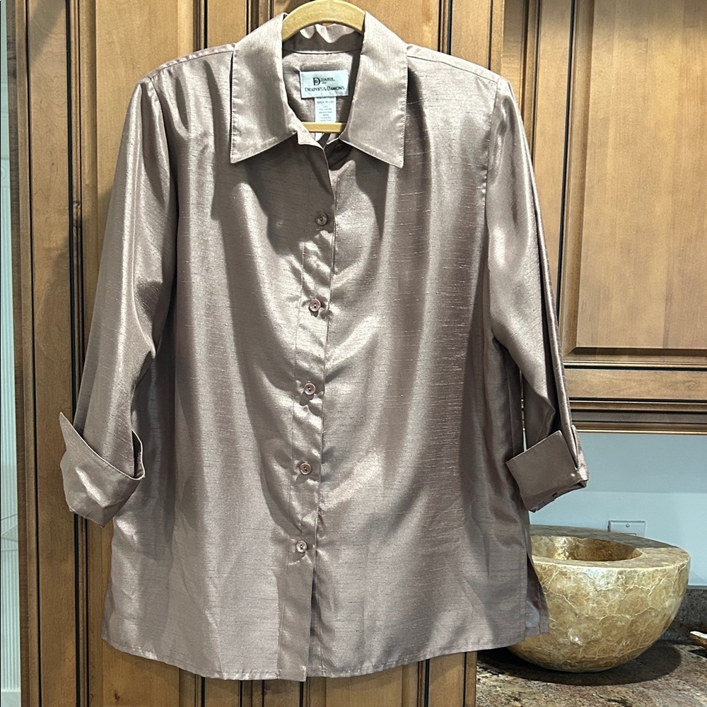 Women's Metallic Button Down Shirt - Picture 1 of 4